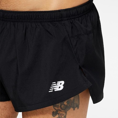 Bermuda New Balance Accelerate Split - Masculino - Foto 2