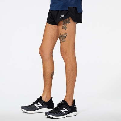 Bermuda New Balance Accelerate Split - Masculino - Foto 3
