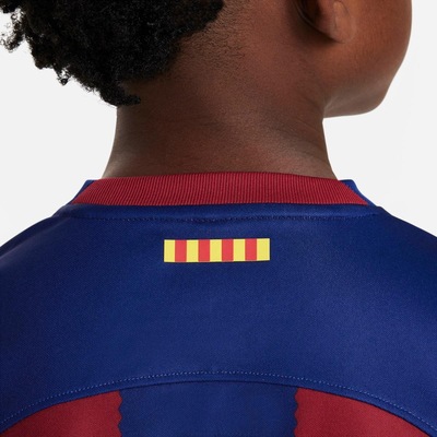 Camisa Barcelona I 2023/24 Torcedor Pro Nike - Infantil - Foto 5