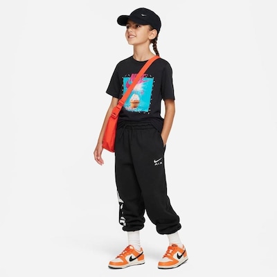 Camiseta Nike Sportswear - Infantil - Foto 4