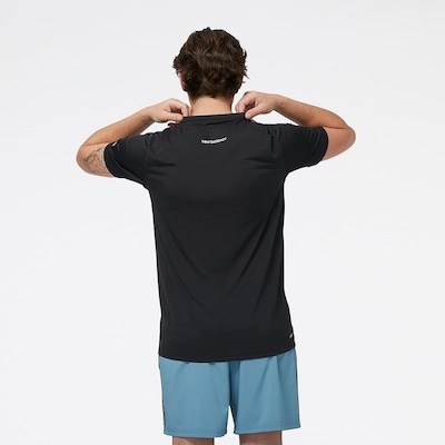 Camiseta New Balance Accelerate Print - Masculina - Foto 4