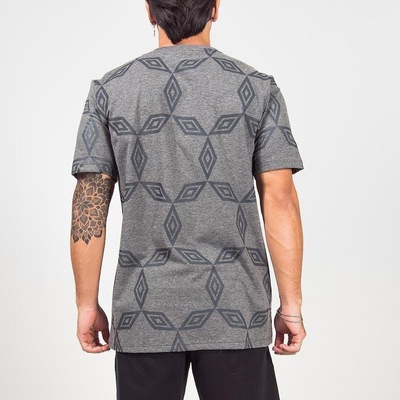 Camiseta Umbro Manga Curta Ball 92 - Masculina - Foto 4