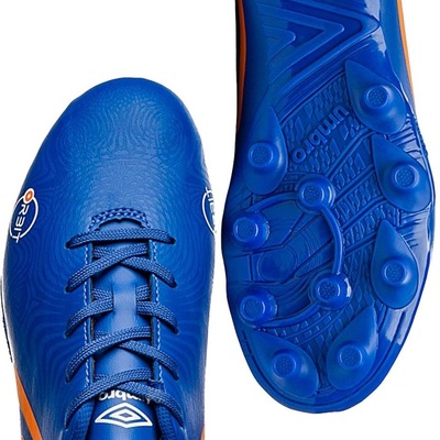 Chuteira de Campo Umbro Orbit + Meias - Adulto - Foto 6