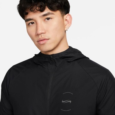 Jaqueta com Capuz Nike Repel Miler - Masculina - Foto 3