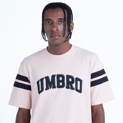 Camiseta Umbro College Concept - Unissex - Foto 6