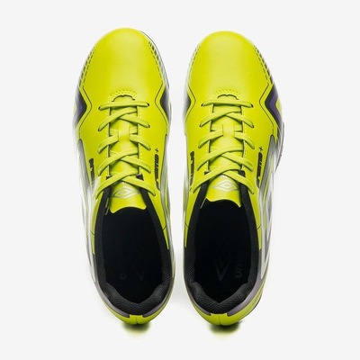 Chuteira Campo Umbro Prisma + - Adulto - Foto 4