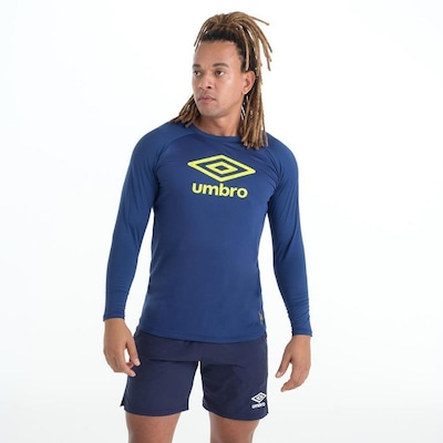 Camiseta Umbro Manga Longa Futevôlei Graphic C. - Masculina - Foto 1