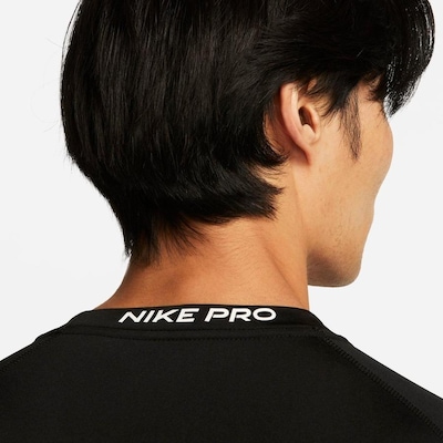 Camiseta Nike Pro Dri-Fit - Masculina - Foto 4