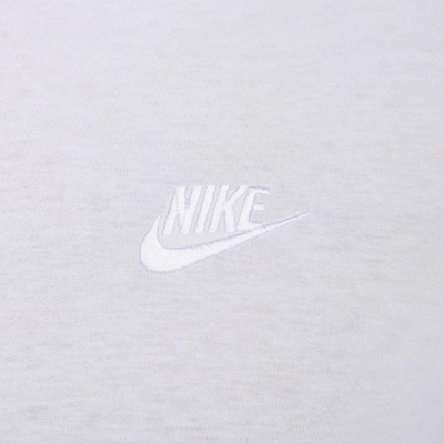 Camiseta Nike Sportswear Club - Masculina - Foto 4