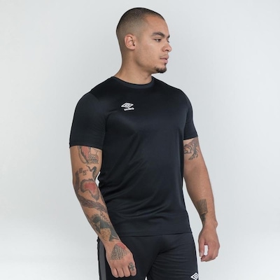 Camiseta Umbro Essential - Masculina - Foto 1