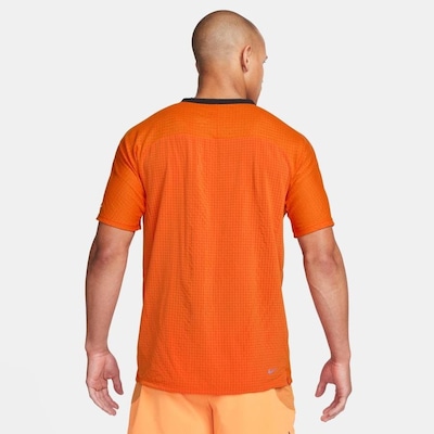 Camiseta Nike Trail Solar Chase - Masculina - Foto 2