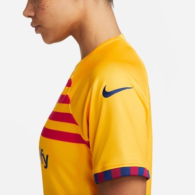Camisa Barcelona Iv 2023/24 Torcedora Pro Nike - Feminina - Foto 4