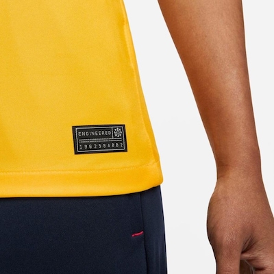 Camisa Barcelona Iv 2023/24 Torcedora Pro Nike - Feminina - Foto 5