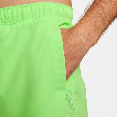 Shorts Nike Challenger Dri-Fit - Masculino - Foto 5