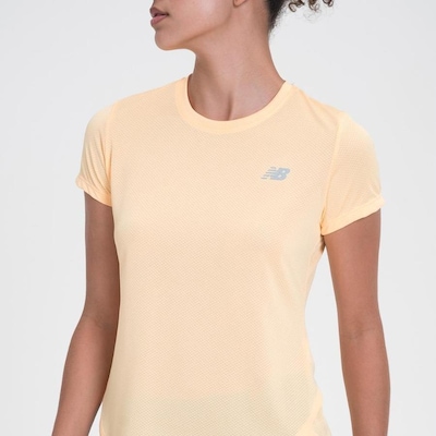 Camiseta New Balance Accelerate - Feminina - Foto 5