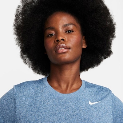Camiseta Nike Dri-Fit - Feminina - Foto 3