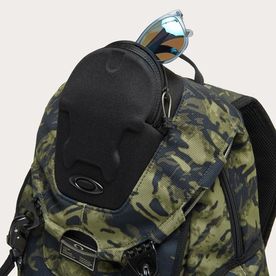 Mochila Oakley Bathroom Sink - 21 Litros - Foto 4