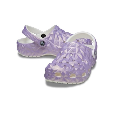 Sandália Crocs Classic Iridescent Geo Clog - Feminino - Foto 4