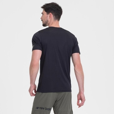 Camiseta New Balance Tenacity Graphic - Masculina - Foto 3