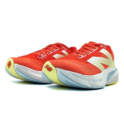 Tênis New Balance Fuelcell Rebel V4 Feminino - Foto 4
