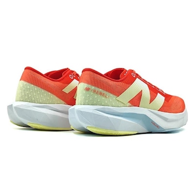 Tênis New Balance Fuelcell Rebel V4 Feminino - Foto 5