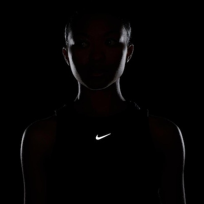 Camiseta Regata Nike Dri-Fit One - Feminina - Foto 6