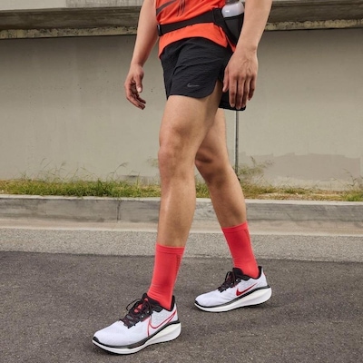 Tênis Nike Vomero 17 - Masculino - Foto 2