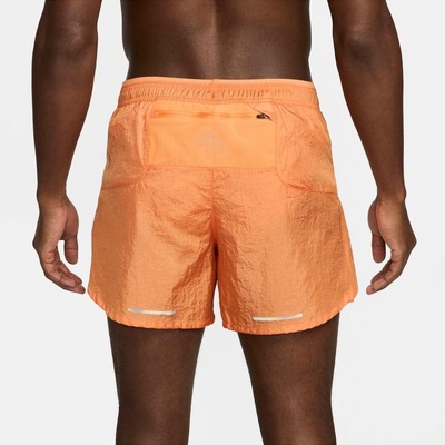 Shorts Nike Stride Running Division - Masculino - Foto 3