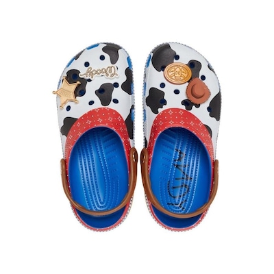 Sandália Crocs Classic Toy Story Woody Clog - Infantil - Foto 3