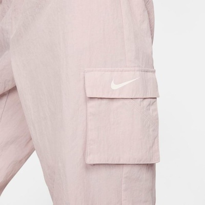 Calça Nike Sportswear Essential - Feminina - Foto 4