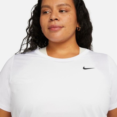 Camiseta Plus Size Nike Dri-Fit - Feminina - Foto 3