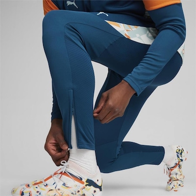 Calça de Treino Puma Creativity Football - Masculina - Foto 3