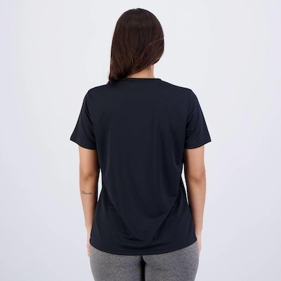 Camisa Umbro Striker Premium - Feminina - Foto 4