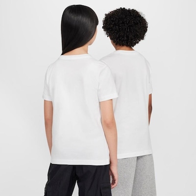 Camiseta Nike Sportswear Futura - Infantil - Foto 5