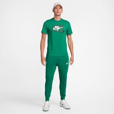 Camiseta Nike Sportswear Essentials - Masculina - Foto 5
