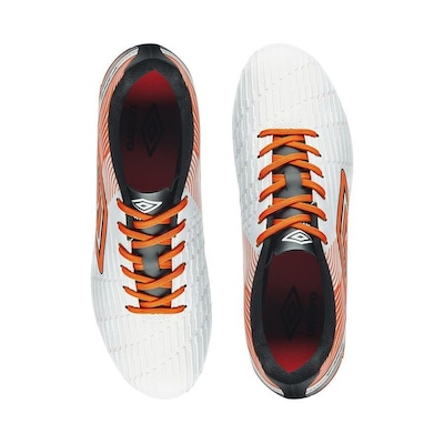 Chuteira de Campo Umbro Fire + Par de Meião - Adulto - Foto 4