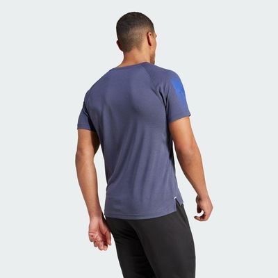 Camiseta Treino Gym+ Brandlove adidas - Masculina - Foto 5