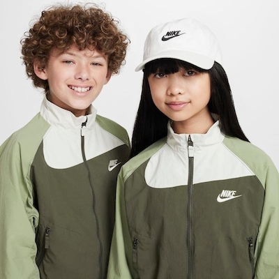 Jaqueta Nike Sportswear Amplify - Infantil - Foto 2