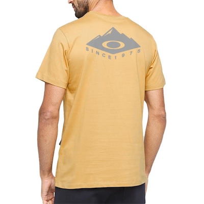 Camiseta Oakley Mountain 1975 - Masculina - Foto 2