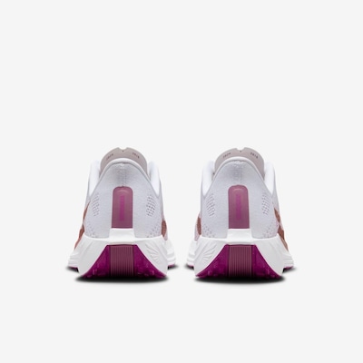 Tênis Nike Pegasus Plus - Feminino - Foto 6