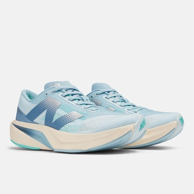 Tênis New Balance Fuelcell Rebel V4 - Feminino - Foto 4