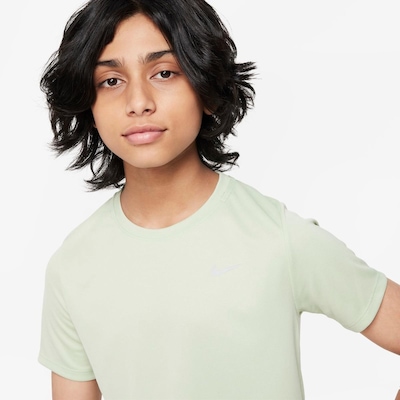 Camiseta Nike Dri-Fit Miler - Infantil - Foto 3