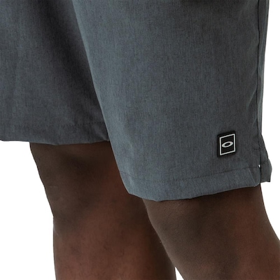 Bermuda Elástico Oakley Trunk Heather Blackout - Masculina - Foto 4