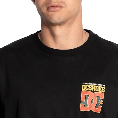 Camiseta DC Shoes Defensive Line - Masculina - Foto 3