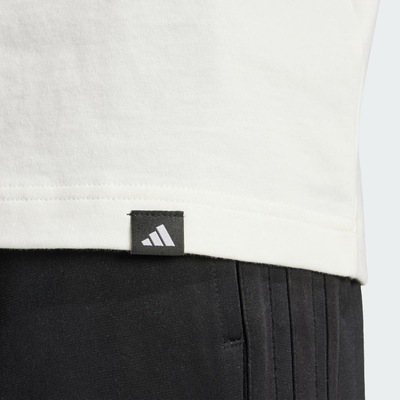 Camiseta adidas Estampada Bolso Lounge Slides - Masculina - Foto 6