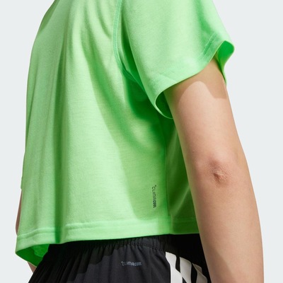 Camiseta Treino adidas Boxy Essentials - Feminina - Foto 6