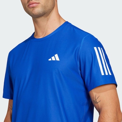 Camiseta adidas Own The Run - Masculina - Foto 6