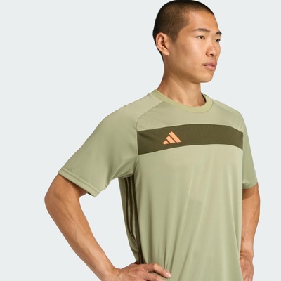 Camiseta adidas Tiro 25 Essentials - Masculina - Foto 5