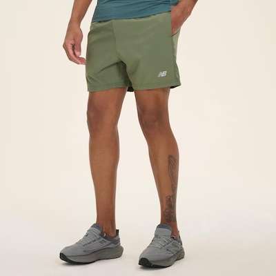 Shorts New Balance Sport Essentials - 5" - Masculino - Foto 2