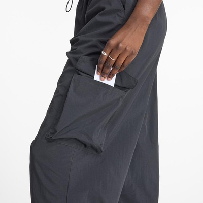 Calça Nylon Cargo Feminina - Foto 4